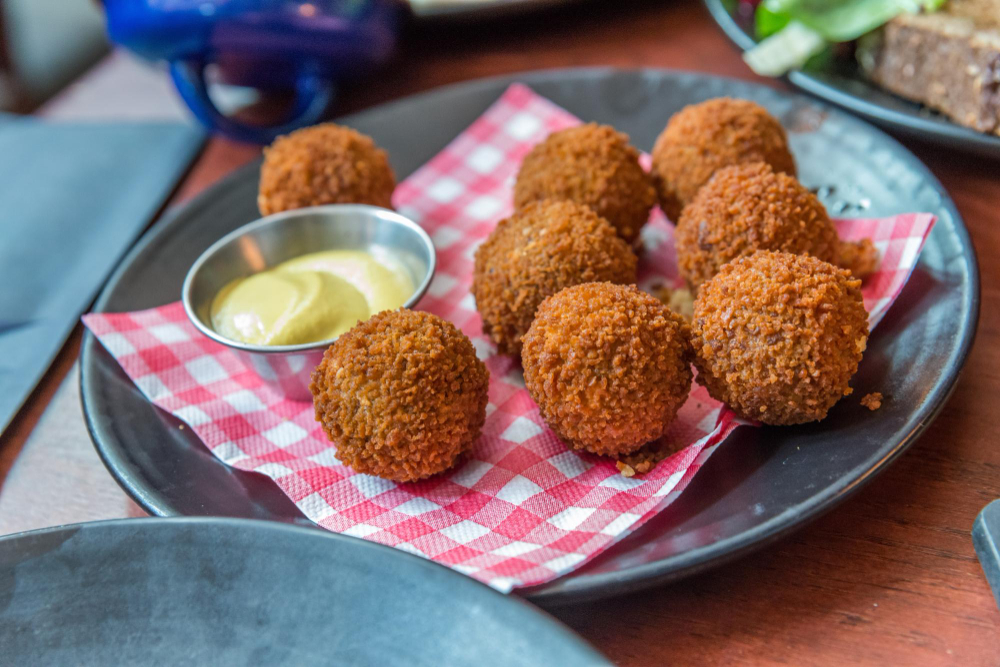 RECEPT DANA: Biterbalen – holandski kroketi