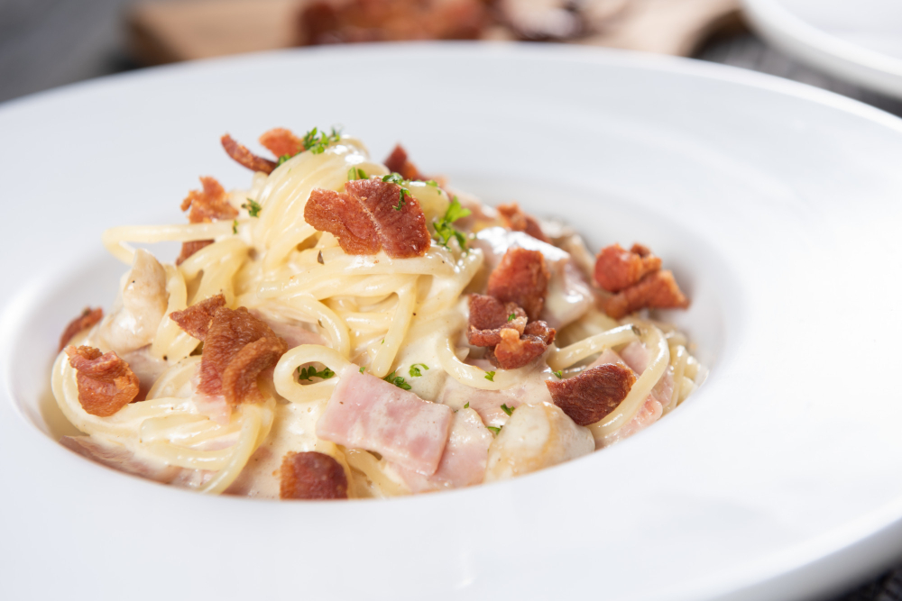 PASTA KARBONARA: Sočno jelo po italijanskom receptu