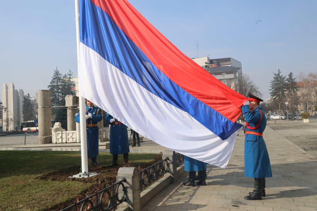 PREDVIĐENO PRAVO NA SAMOOPREDELJENJE: Narodna skupština Republike Srpske usvojila je sinoć Nacrt ustava