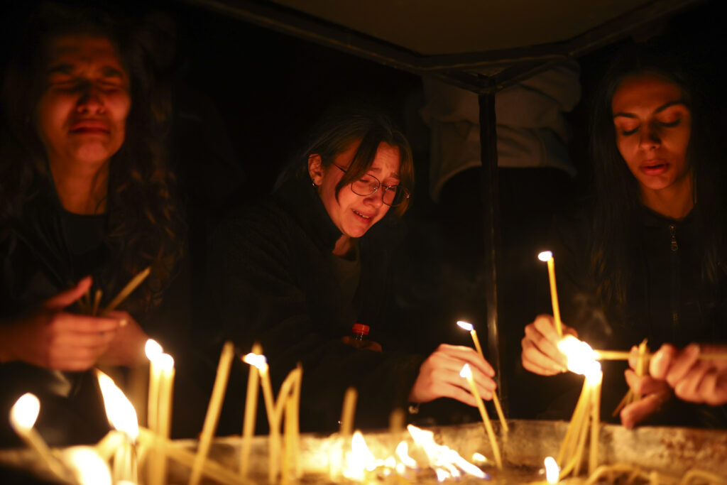 DAN ŽALOSTI U SRBIJI: Tugujemo za 59 žrtava nezapamćene tragedije u Kočanima