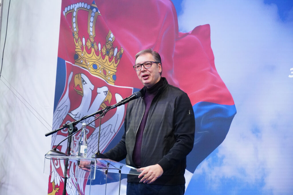 VUČIĆ ĆE UGOSTITI BOKSERE: Predsednik srbije primiće članove ženske bokserske reprezentacije Srbije