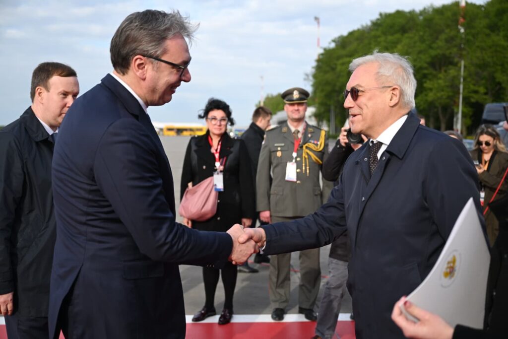 POSLE MNOGO GODINA, OPET U MOSKVI: Oglasio se predsednik Vučić nakon sletanja u rusku prestonicu