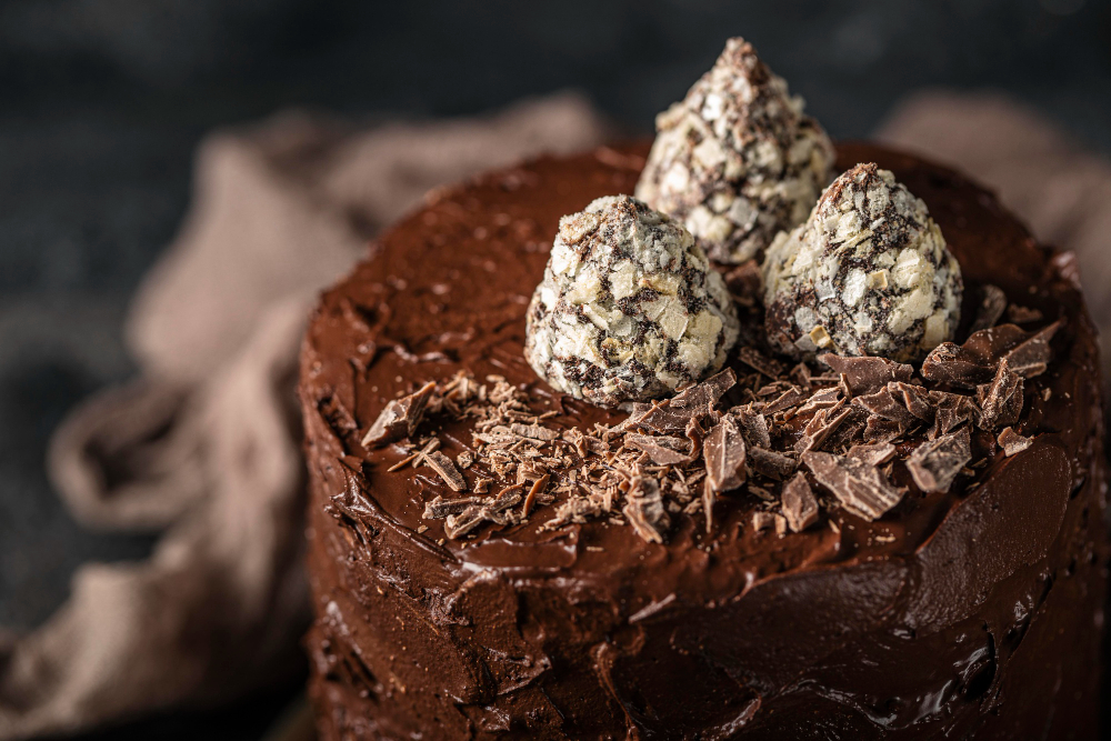NAJUKUSNIJA POSLASTICA: Recept za kremasti čokoladni kolač