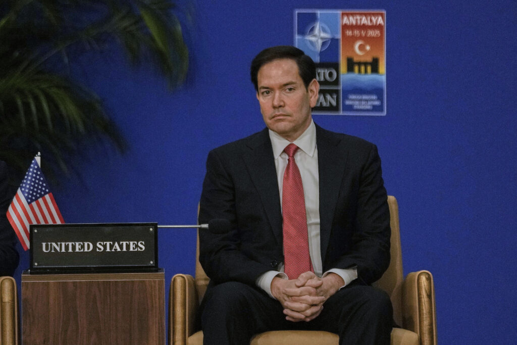 TO JE JEDINI NAČIN DO NAPRETKA: Rubio priželjkuje da Putin i Tramp vode pregovore