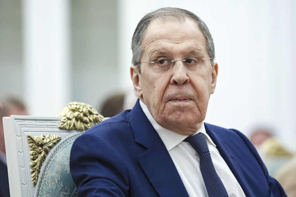 LAVROV O UKRAJINSKOJ KRIZI: Rusija neće dozvoliti da ljudi u Ukrajini žive po zakonima Zelenskog