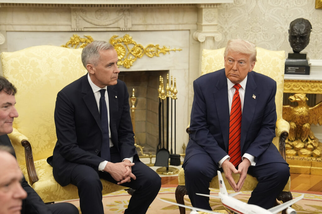 MNOGO TEŠKIH TEMA: Sastanak Donalda Trampa i kanadskog premijera Karnija u Beloj kući