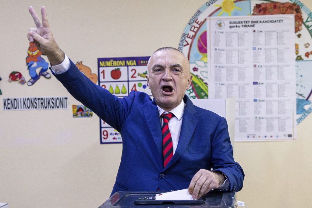 PODIGNUTA OPTUŽNICA PROTIV BIVŠEG PREDSEDNIKA ALBANIJE: Iljir Meta optužen za korupciju i pranje novca