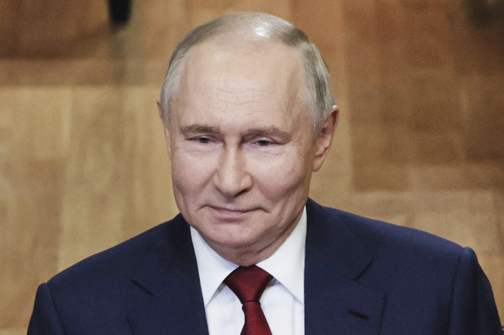 OTKRIVENI DETALJI: Putin i Tramp razgovarali više od dva sata