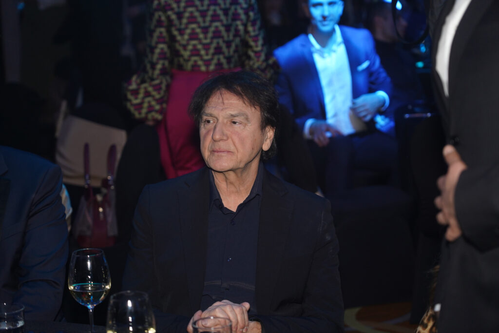 KAZNIM UNU KADA SE SLIKA, NE VOLIM TO: Zdravko Čolić iskreno o roditeljstvu