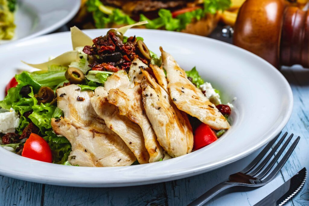 PILEĆA SALATA: Savršena za fit liniju pred leto
