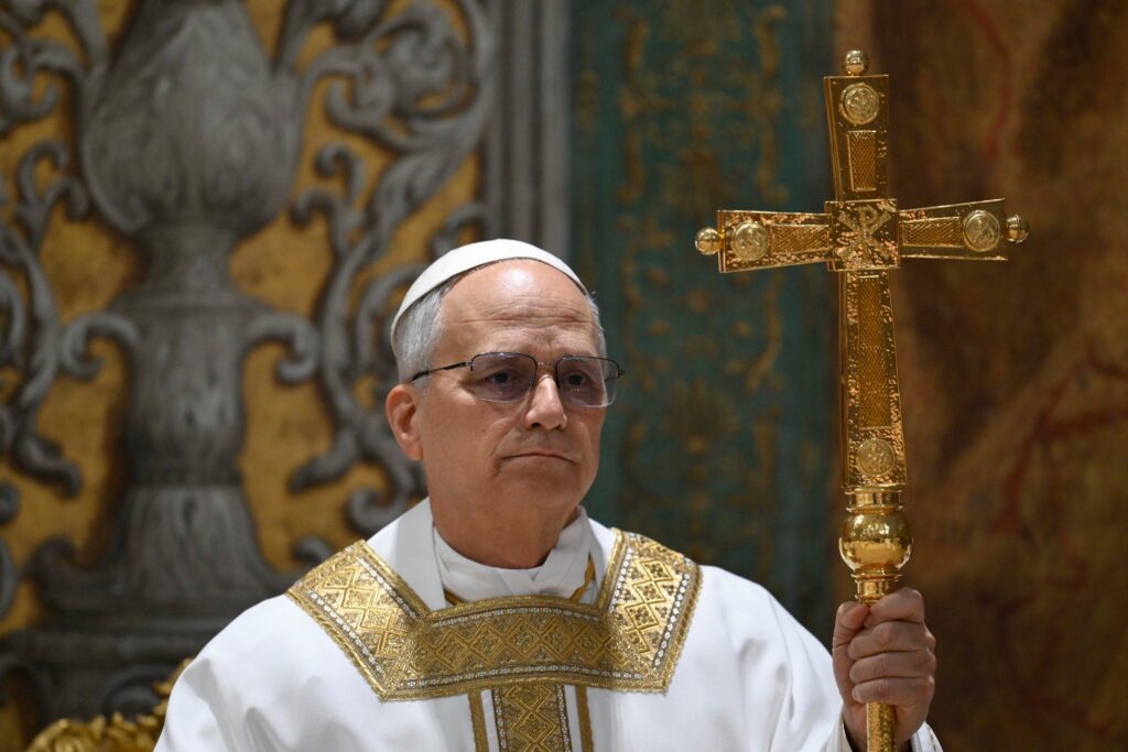ANTITRAMPOVSKI PAPA: Američki konzervativci nazvali novog poglavara Rimokatoličke crkve „marksistom“