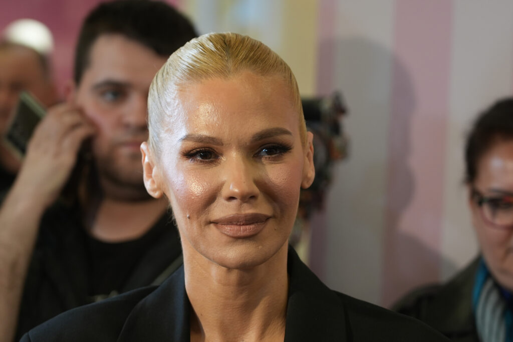 NIKADA SEBE NISAM DOŽIVLJAVALA KAO LEPU ŽENU: Bekvalčeva javnost šokirala izjavom