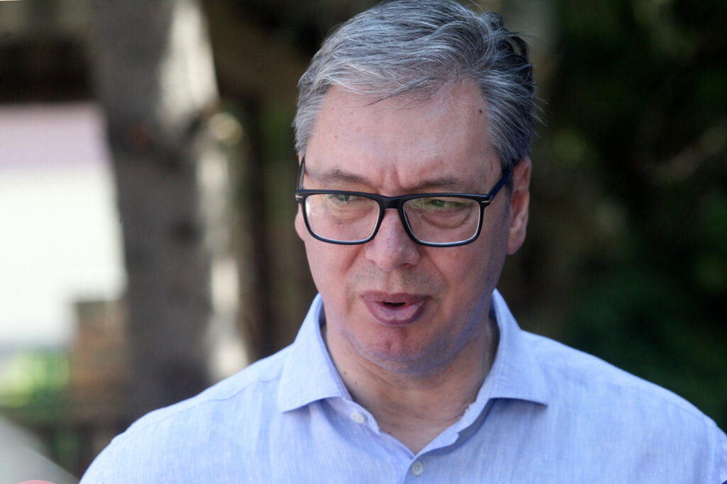 BIĆE JOŠ MNOGO HAPŠENJA: Vučić se obratio javnosti, čestitao policiji