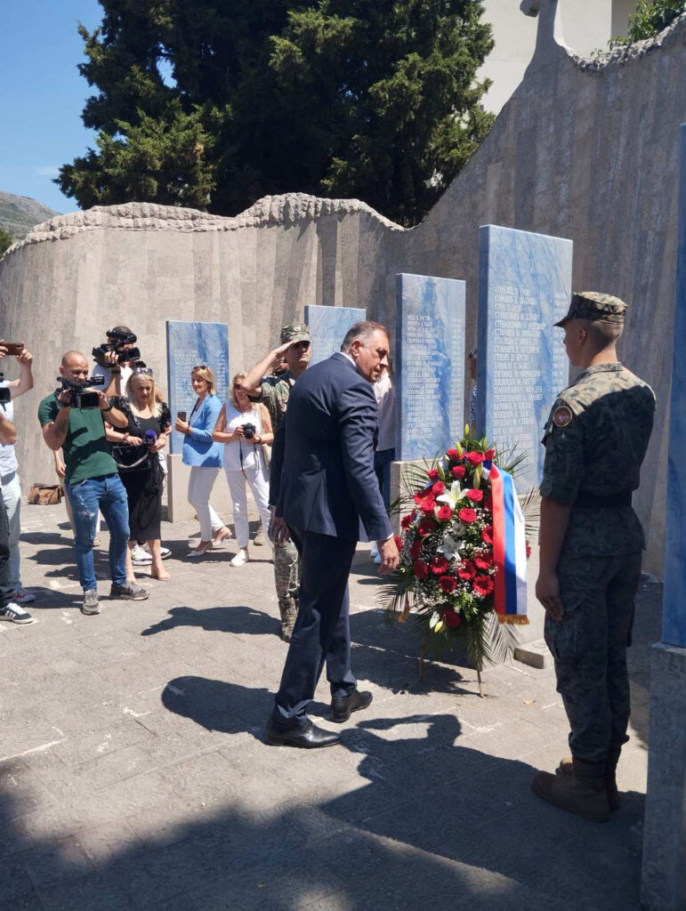 REPUBLIKA SRPSKA JE SINONIM ZA SLOBODU: Milorad Dodik čestitao Vidovdan svim Srbima