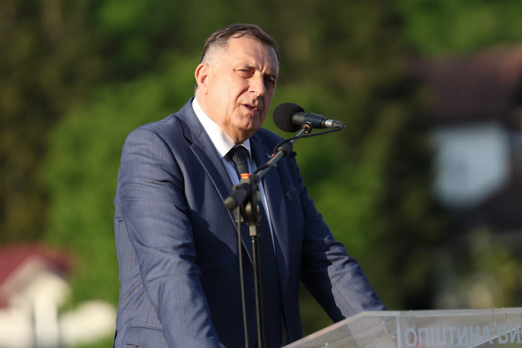 NAVODI SE DA JE ZADIRAO U SUVERENITET DRŽAVE: Milorad Dodik na crnoj listi ukrajinskog sajta