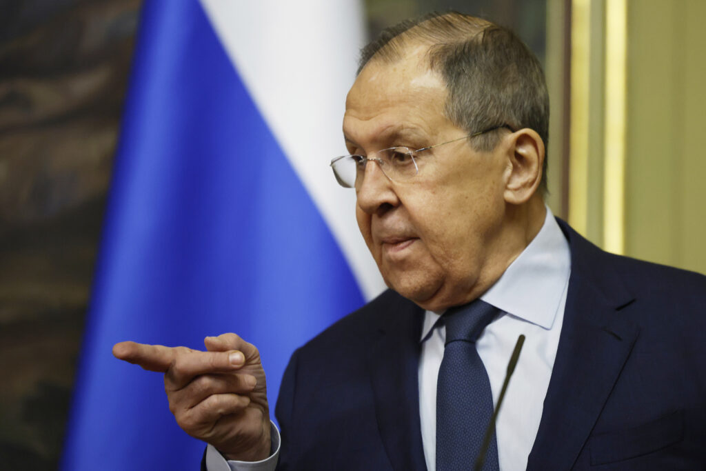 RUSIJA SPREMNA DA POMOGNE U CILJU DEESKALACIJE: Sergej Lavrov obavio razgovor a šefom iranske diplomatije