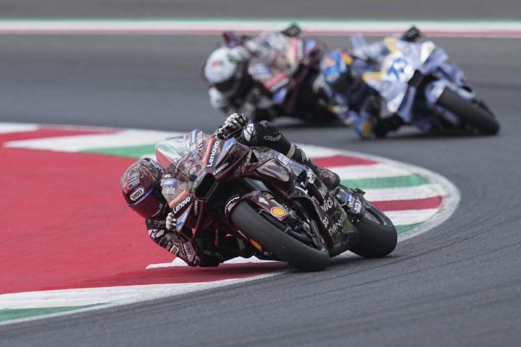 ŠPANSKA BRAĆA DOMINIRALI TRKU: Mark Markez pobednik je Moto GP šampionata