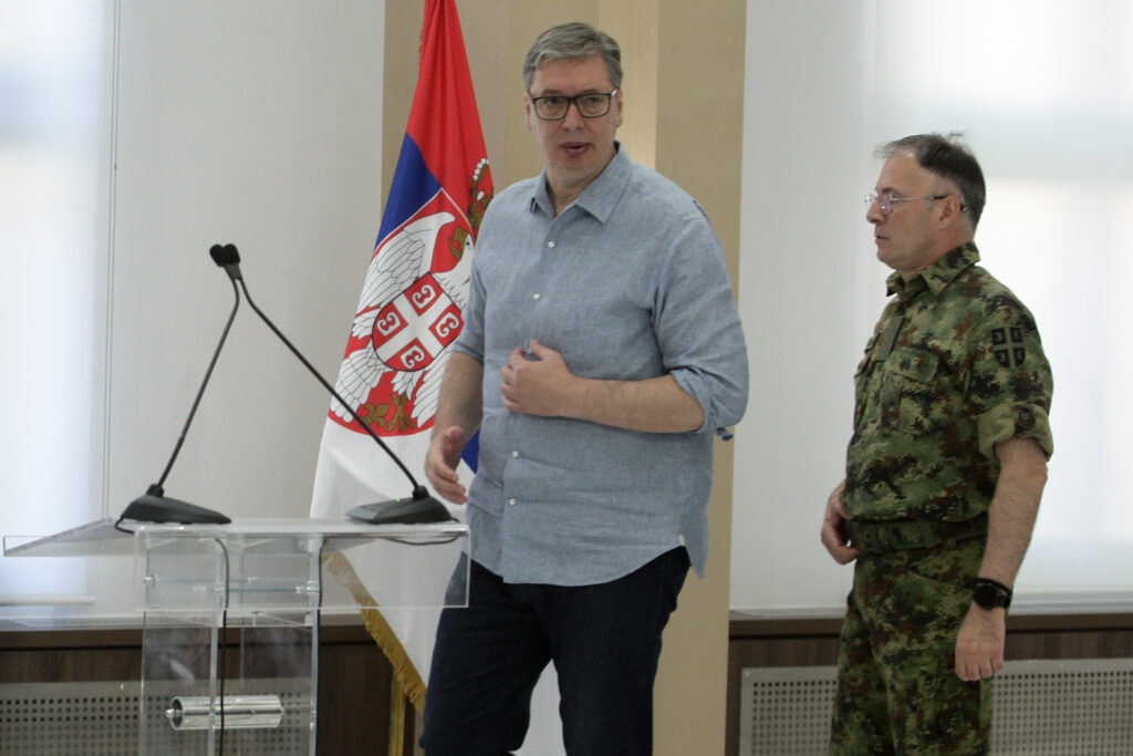 PROMENA VOJNE DOKTRINE: Predsednik Vučić obratio se nakon velike sednice Generalštaba