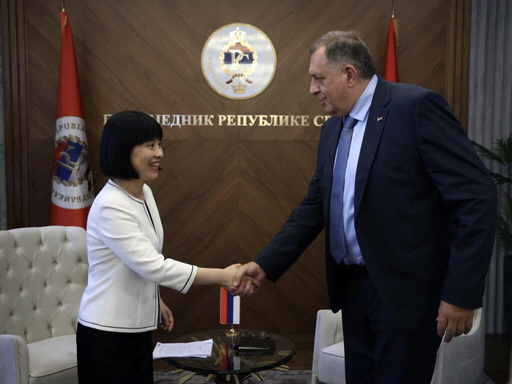 JAČANJE PRIJATELJSTVA: Milorad Dodik sastao se sa ambasadorkom NR Kine u BiH Li Fan