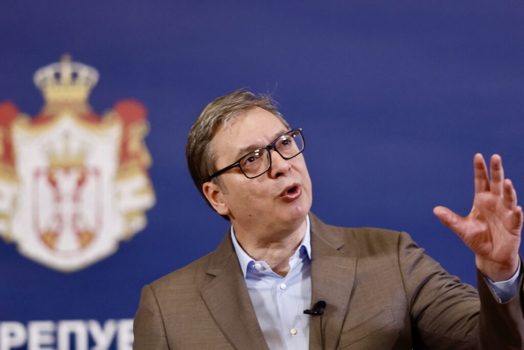 PRAZNIK JE VREME KADA OSEĆAMO VAŽNOST ZAJEDNIŠTVA: Vučič uputio čestitku povodom Kurban-bajrama