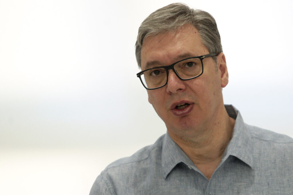 SVE IDE U NAŠE KASARNE: Vučić otkrio da je izvoz municije iz Srbije potpuno zaustavljen