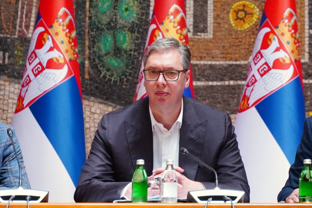 AKO BUDE PRINUĐENA, DRŽAVA ĆE INTERVENISATI: Vučić otvoreno o najavljenom protestu „Vidimo se na Vidovdan“