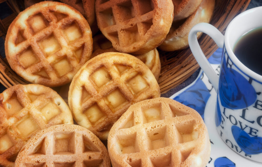 POSLASTICA ZA UŽIVANJE: Recept za bakin kolač sa jabukama