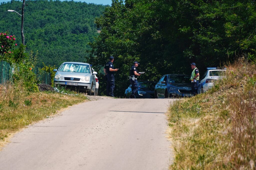PRISUTNI DEVOJČICINI RODITELJI I OSUMNJIČENI DRAGIJEVIĆ I JANKOVIĆ: Počela rekonstrukcija događaja nestanka Danke Ilić