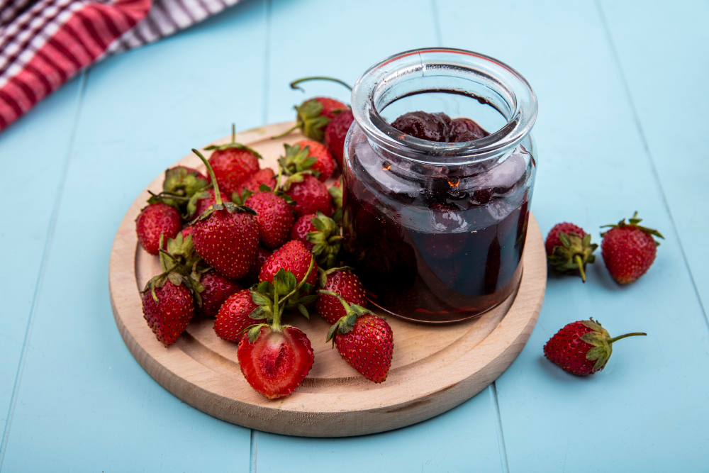 SADA JE PRAVO VREME ZA PRIPREMU: Recept za ukusan džem od jagoda