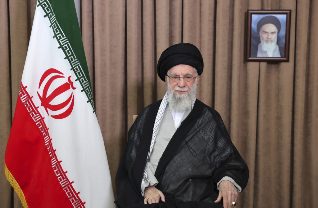 ZAVRŠNA FAZA PREGOVORA: Iranski zvaničnici traže brzu zamenu za ajatolaha Alija Hamneija