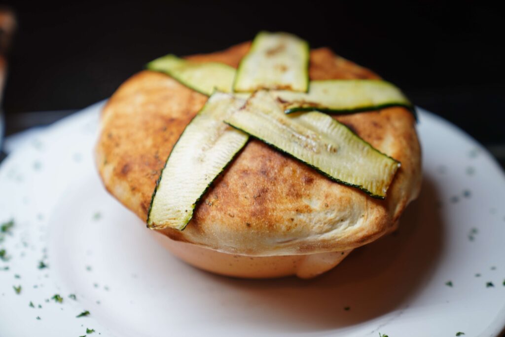 LAGANI LETNJI OBROK: Recept za ukusnu pitu od tikvica