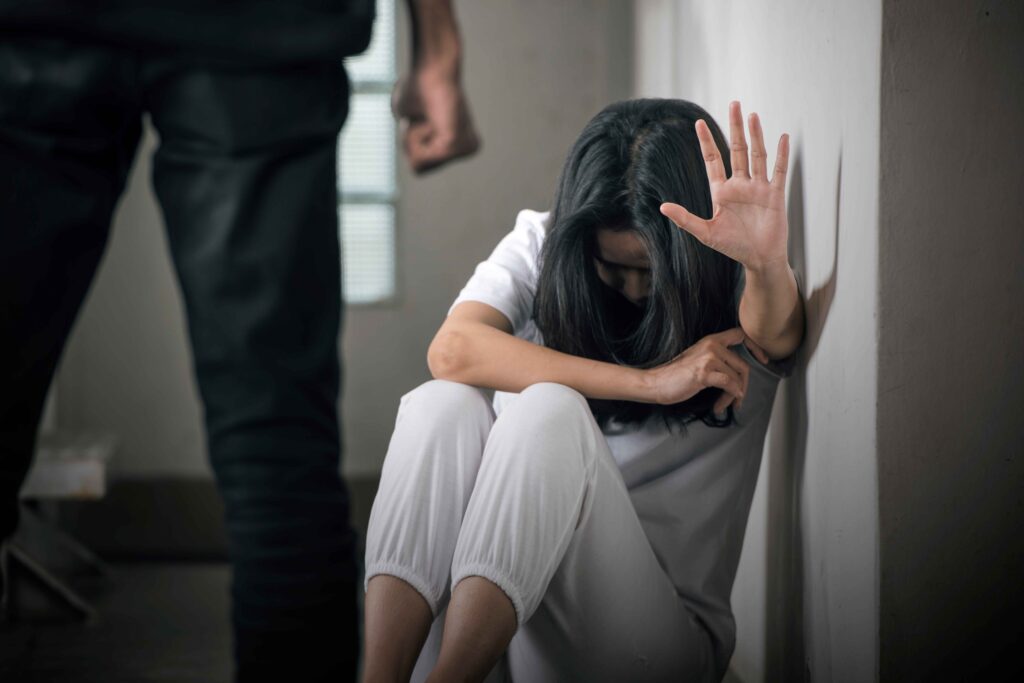 PRETILI DA ĆE JE ODROBIJATI, I TERALI JE NA PROSTITUCIJU: Osuđeni monstrumi iz okoline Aleksinca