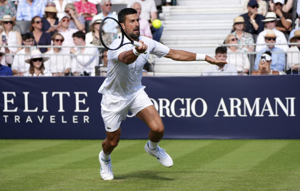 ĐOKOVIĆ – MILER: Novak osvojio treći set! Srpski as jači i od problema