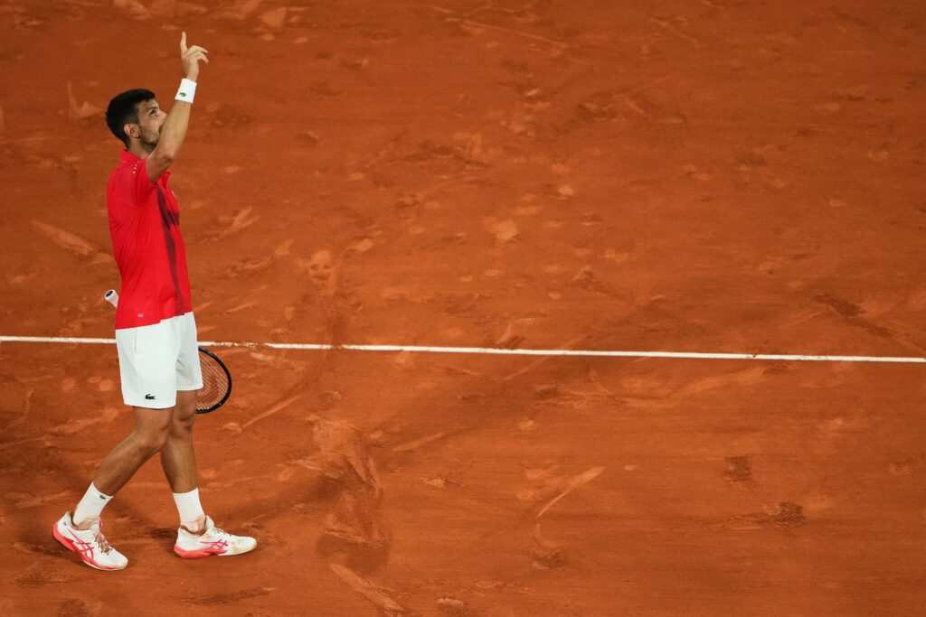 POZNATO VREME IZLASKA NA TEREN: Novak Đoković igra prvi meč na Centralnom terenu