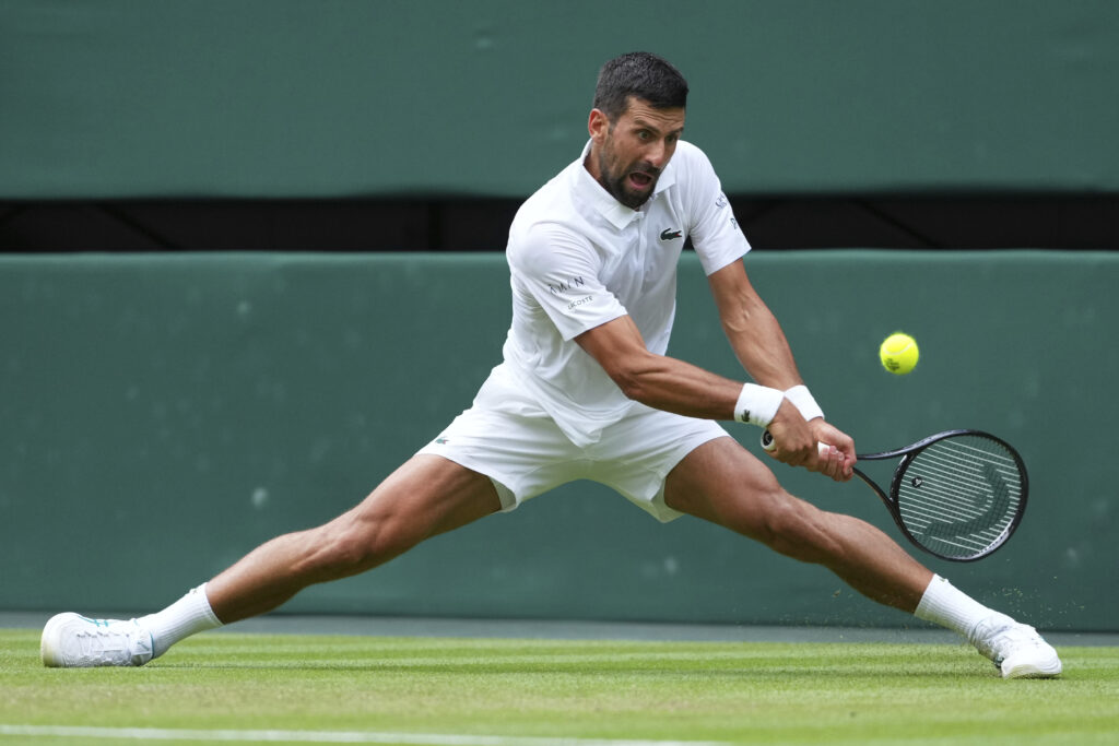 VELIKI PREOKRET: Novak u četvrtfinalu Vimbldona