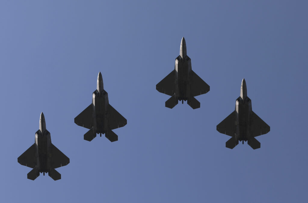 PONOS PENTAGONA: Srušio se američki lovac F‑35 u Kaliforniji, pilot se uspešno katapultirao