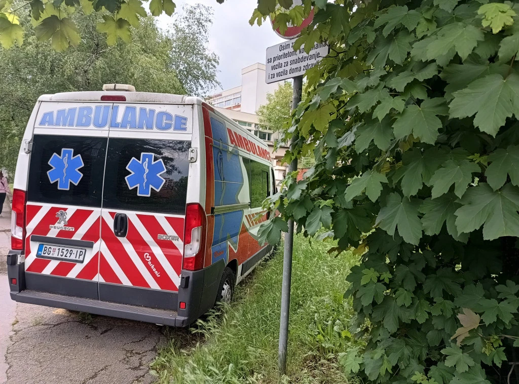 HITNA POMOĆ INTERVENISALA 117 PUTA: Jedna saobraćajna nezgoda, za pomoć se obraćali mahom hronični bolesnici