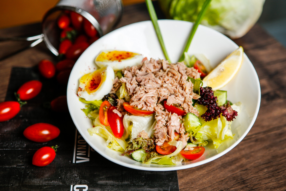 ODLIČAN IZBOR ZA TOPLE DANE: Recept za ukusnu letnju salatu