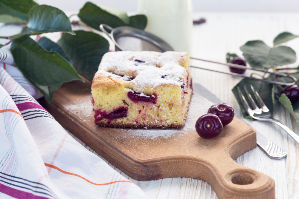 RECEPT DANA: Starinski kolač sa višnjama