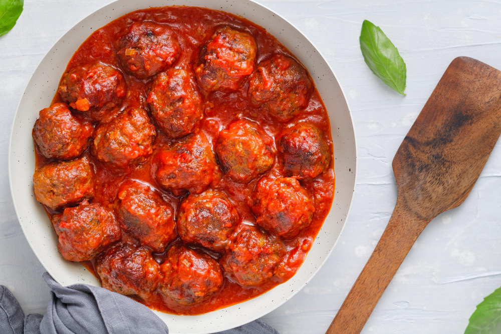 RECEPT DANA: Mamine ćufte u paradajz sosu