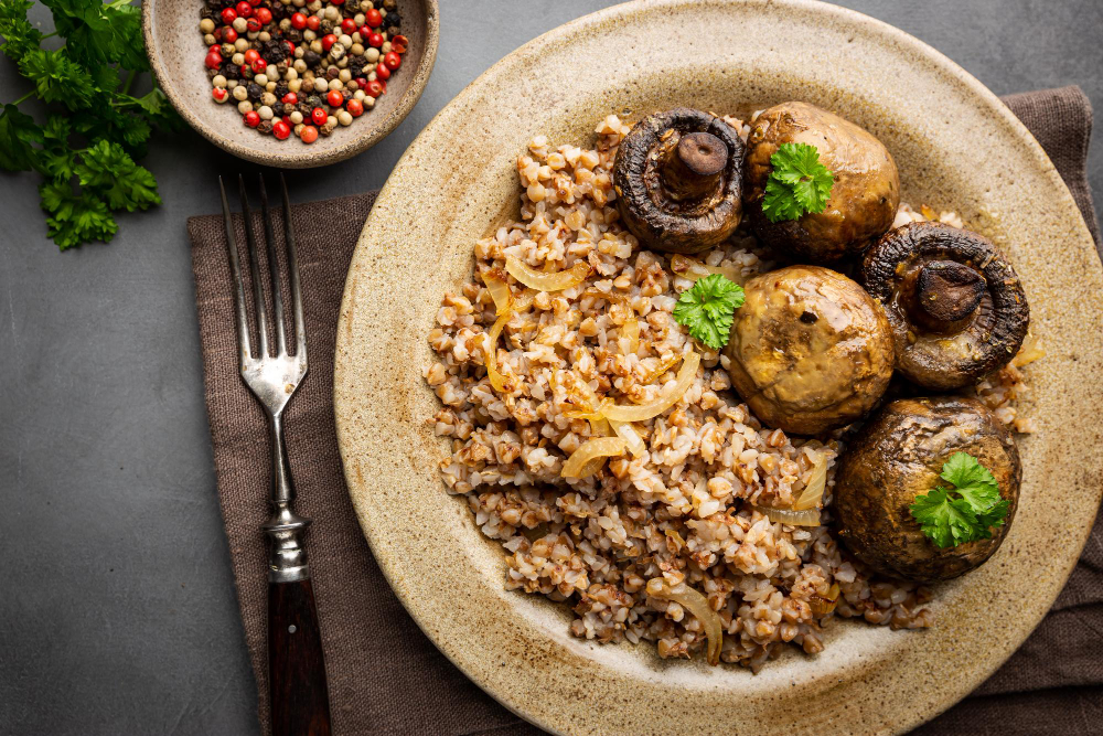 RECEPT DANA: Dinstani šampinjoni na kus kusu