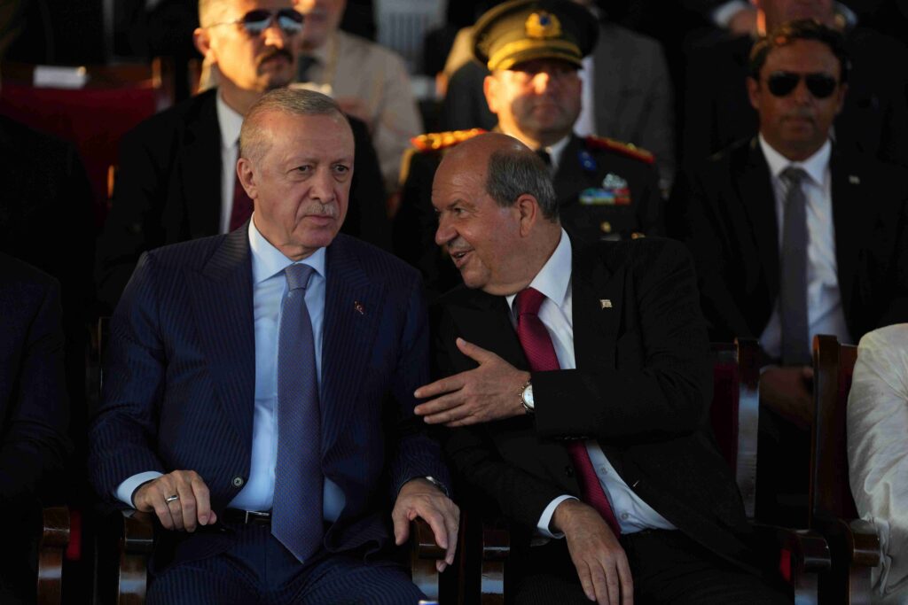 ERDOGAN ČESTITAO STARMERU: Turski predsednik podržao britansko priznavanje Palestine