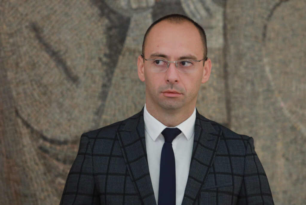 KRŠENJE PRAVA SRBA: Igor Simić traži hitnu reakciju Ustavnog suda u Prištini