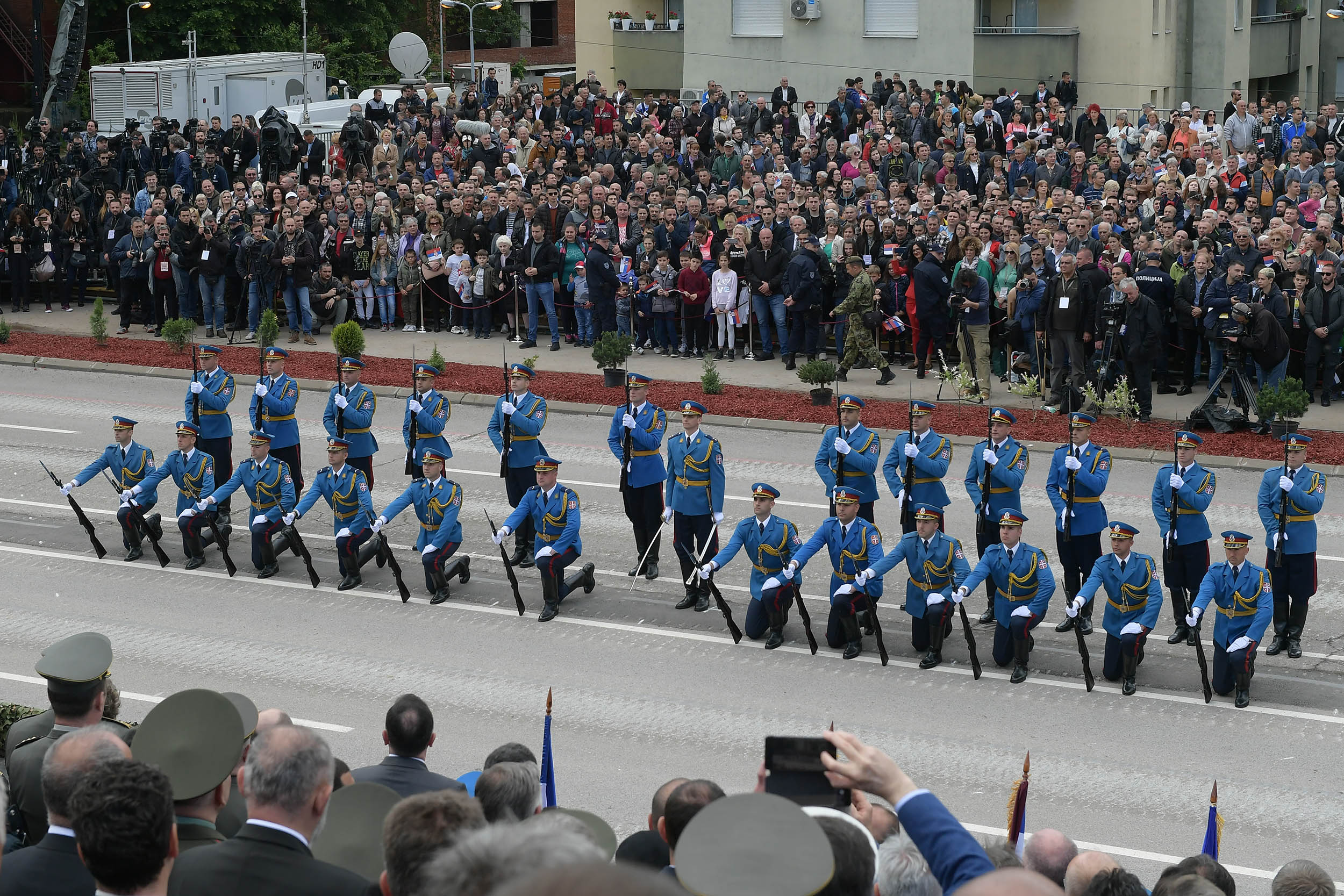 Vojna parada, vojska