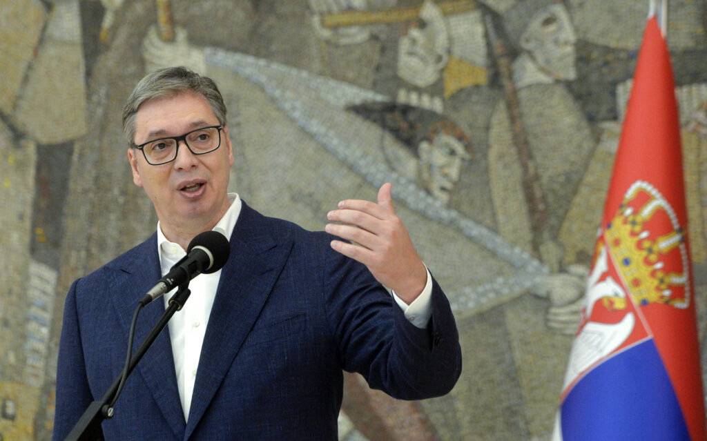 NE RAZUMEM KO TO IZMIŠLJA: Vučić tvrdi da Srbija neće menjati svoju politiku prema Rusiji