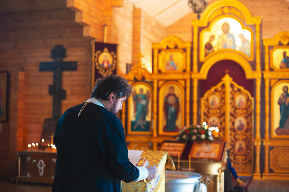 DANAS IZGOVORITE JEDNU KRATKU MOLITVU: Pravoslavni vernici obeležavaju dan Svetih apostola, postradalih mučeničkom smrću