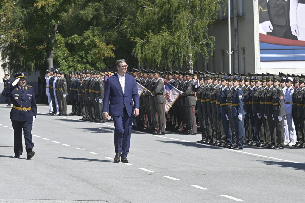 SVEČANOST U KASARNI: Srpski oficiri spremni da brane zemlju