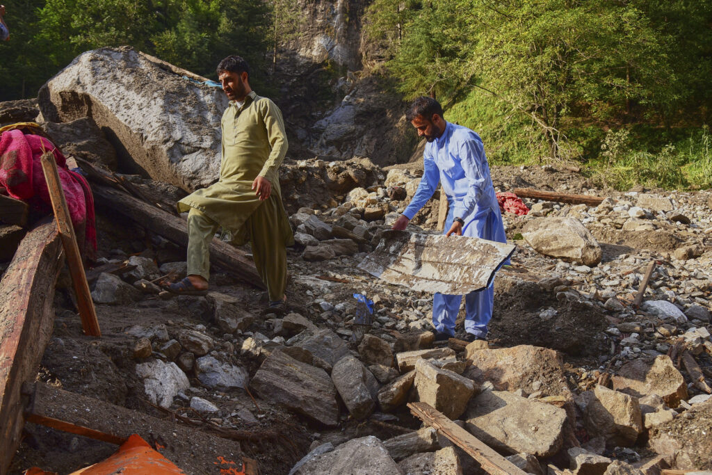 POGINULO 200 LJUDI: Velike poplave u Pakistanu odnele veliki broj života