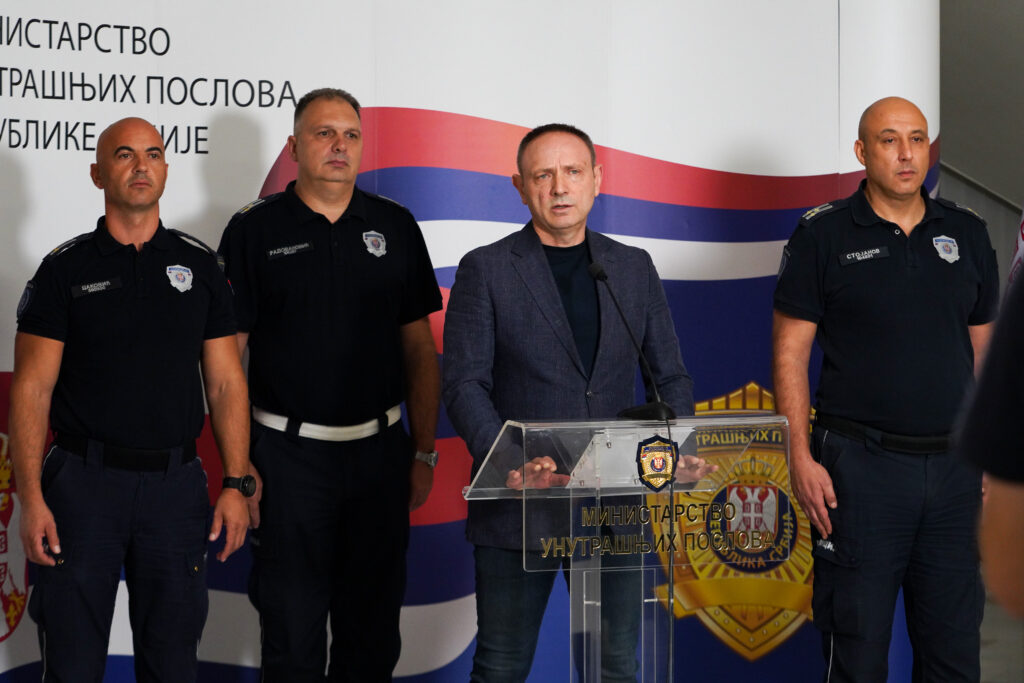 MIRNO I BEZ INCIDENATA: Na skupovima u Srbiji danas oko 70.000 ljudi