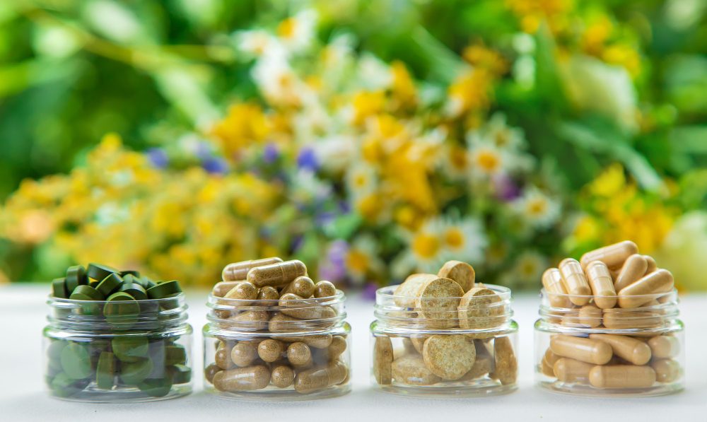 KAKO UZIMATI VITAMINE? Ova četiri suplementa nikako ne idu sa kafom